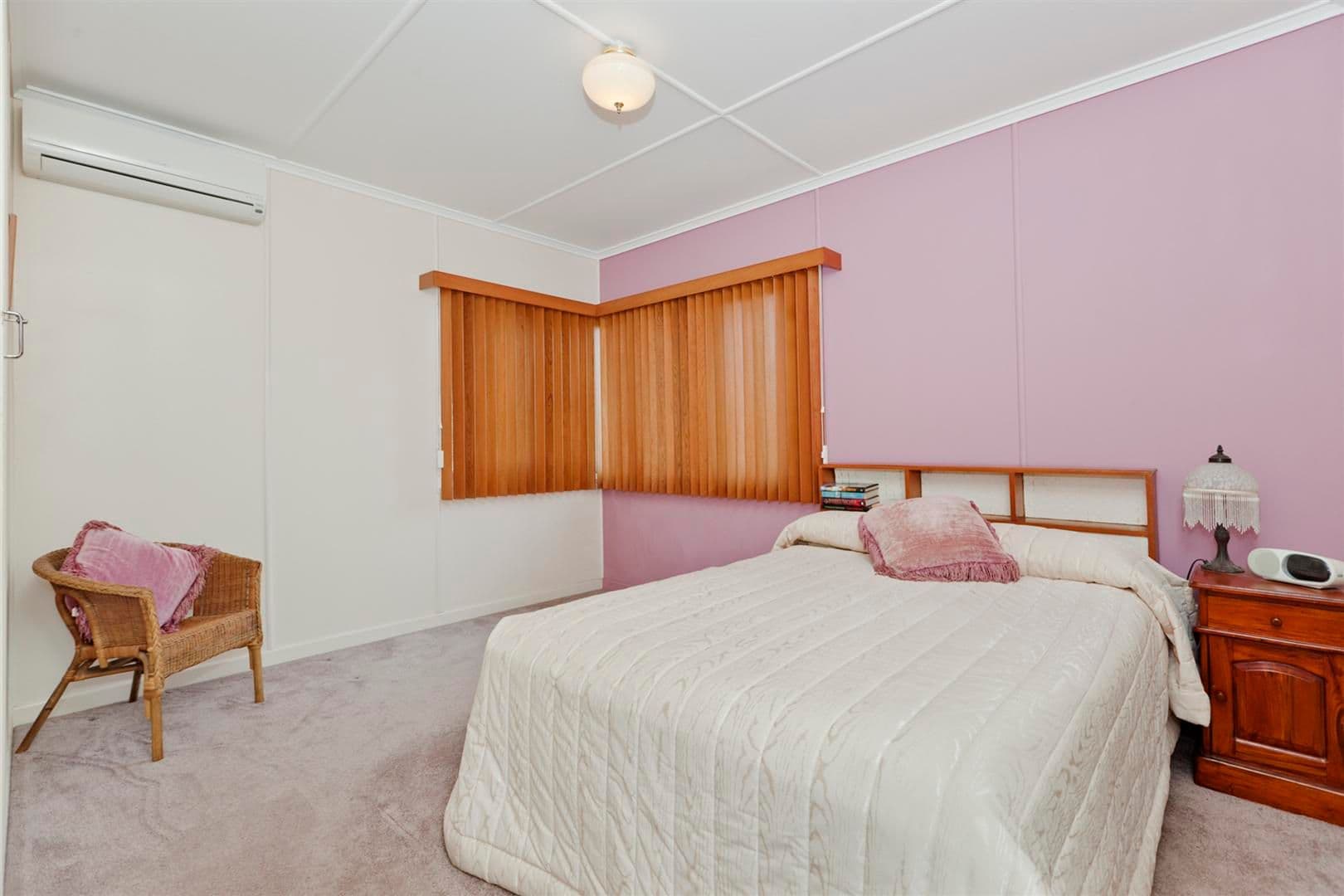 11 Steele Street, HOLLAND PARK QLD 4121, Holland Park - Thumbnail 4