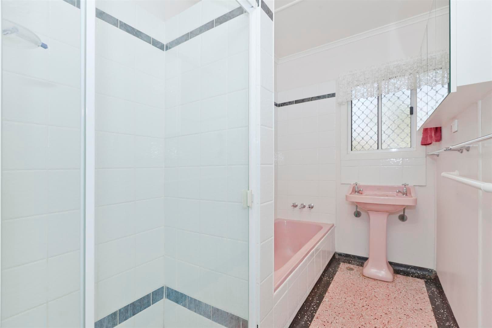 11 Steele Street, HOLLAND PARK QLD 4121, Holland Park - Thumbnail 7
