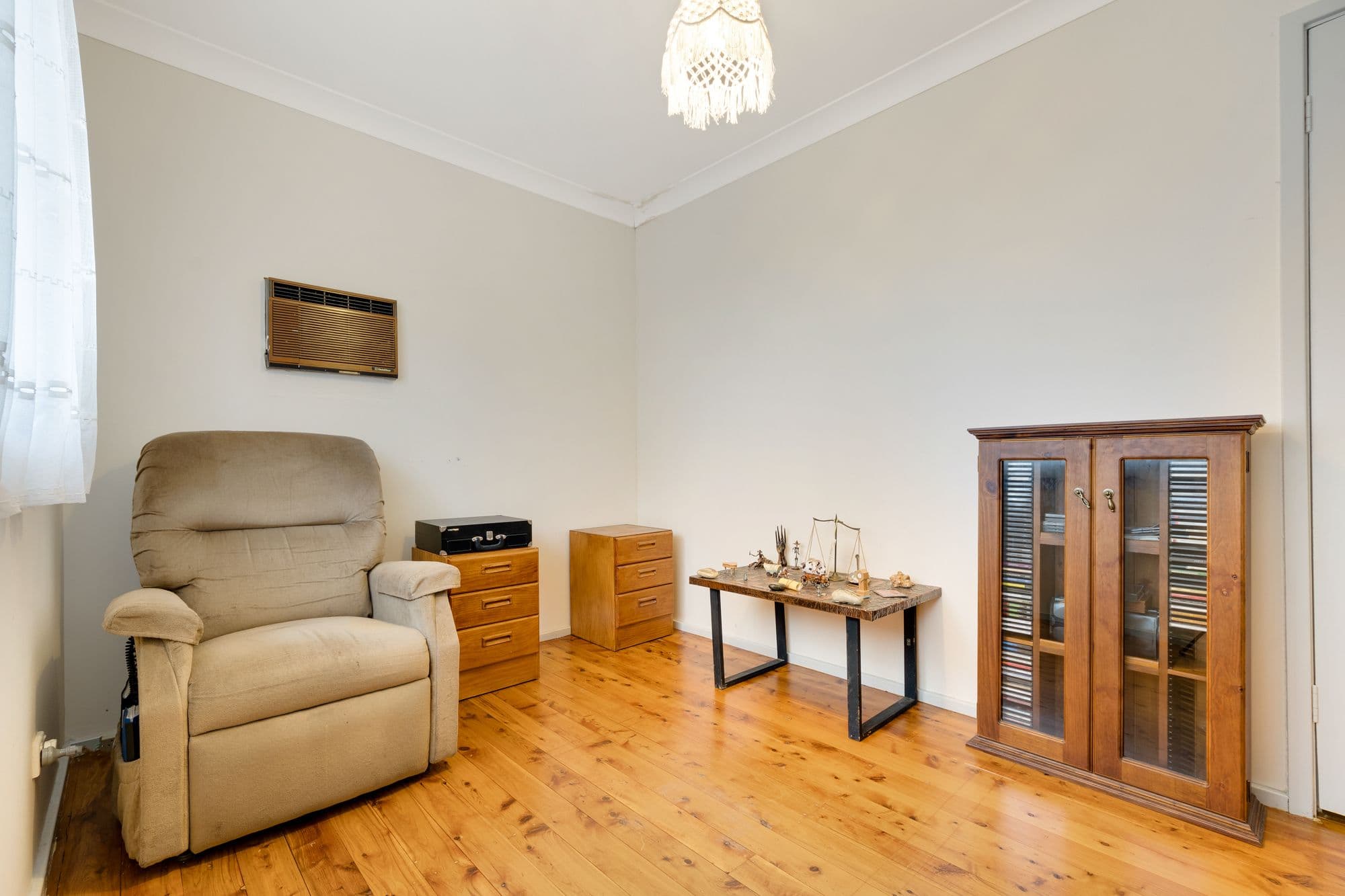 10 Valley Road, Campbelltown - Thumbnail 3