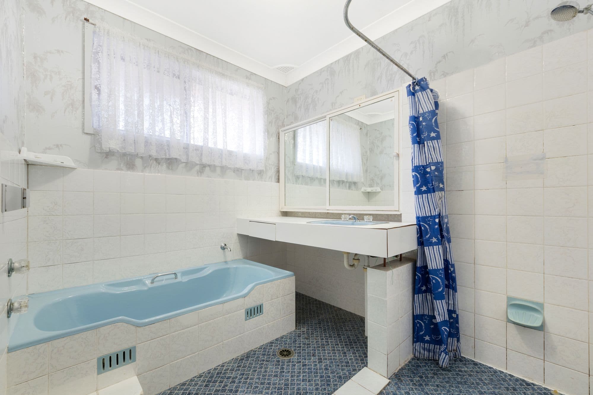 10 Valley Road, Campbelltown - Thumbnail 8