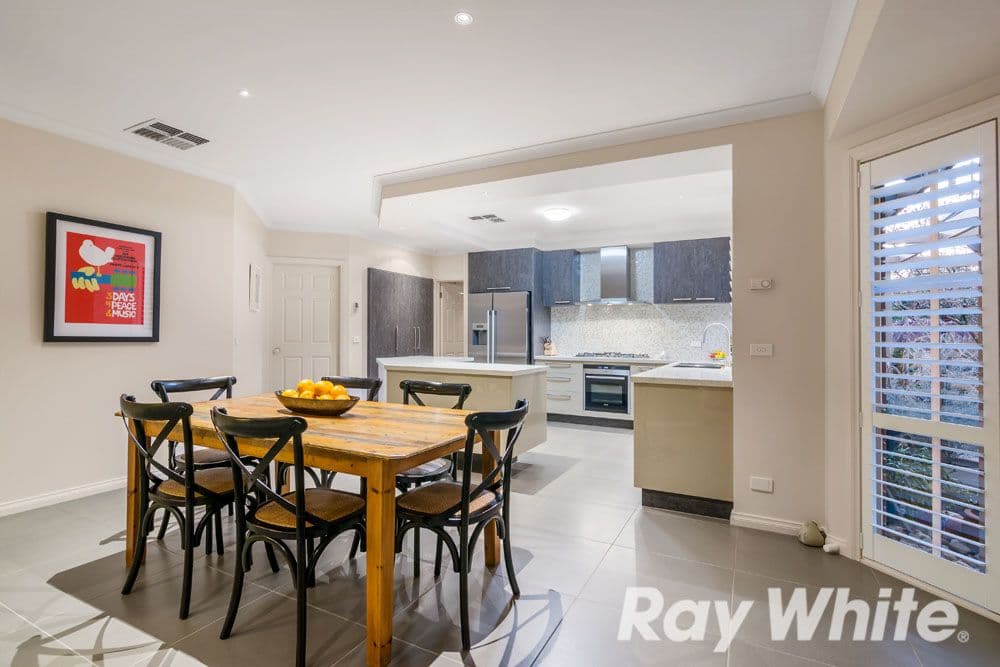 8 Woodview Place, Knoxfield VIC 3180, Knoxfield - Thumbnail 4