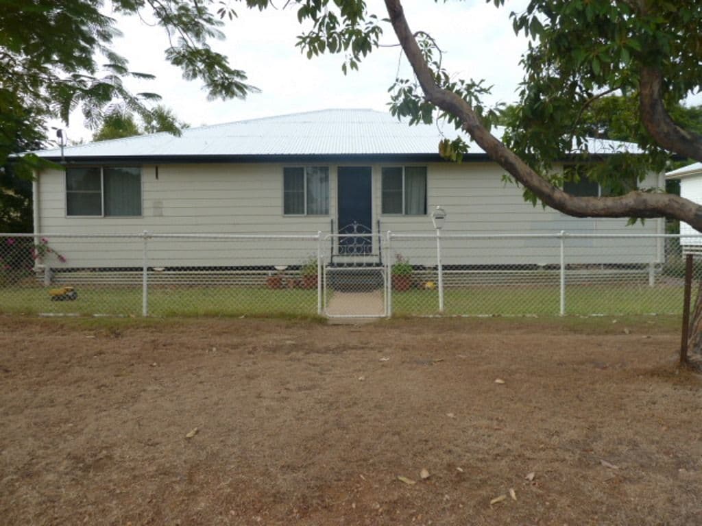 146 Kingfisher Street, LONGREACH QLD 4730, Longreach - Image 1