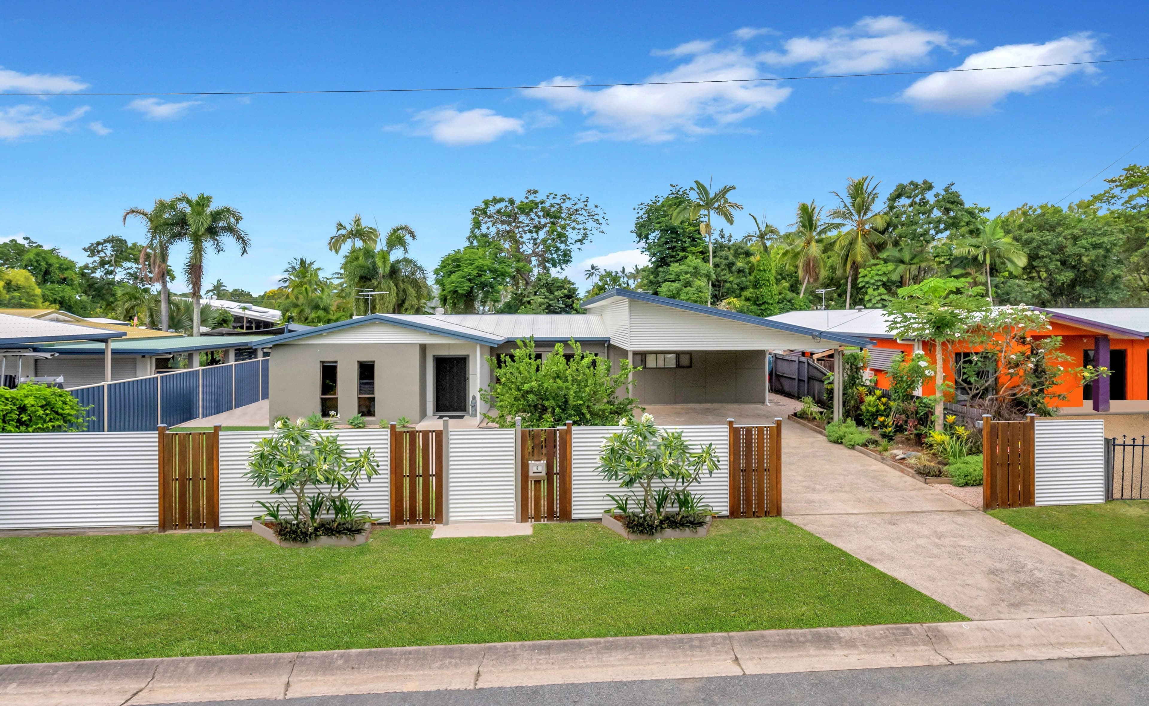 6 Magnolia Street, Holloways Beach QLD 4878, Holloways Beach - Image 1