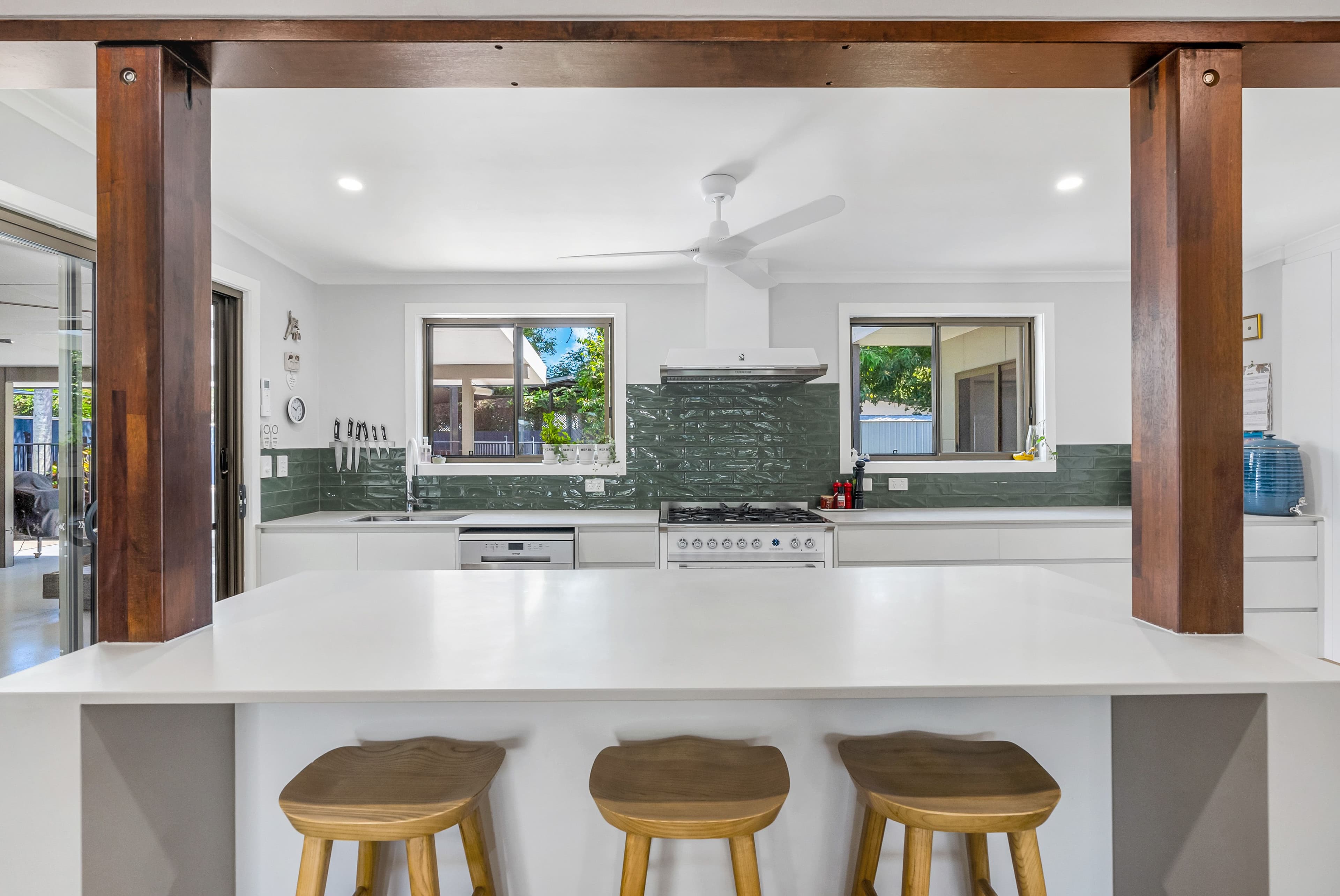 6 Magnolia Street, Holloways Beach QLD 4878, Holloways Beach - Thumbnail 7