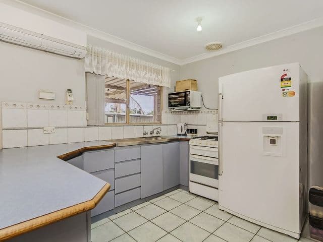 4 Devitt Grove, PARMELIA WA 6167, Parmelia - Thumbnail 7