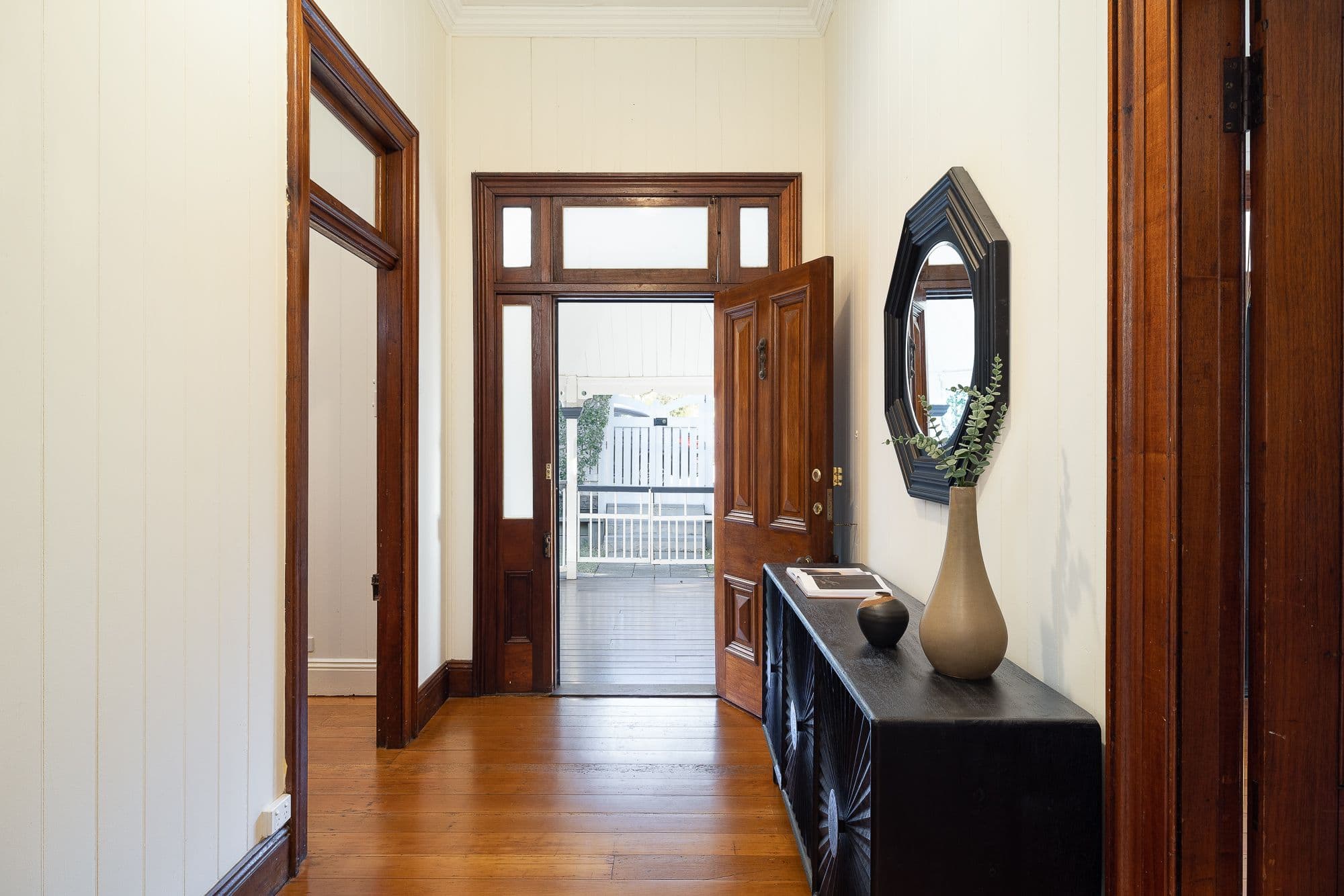 9 The Drive, Bardon QLD 4065, Bardon - Thumbnail 3