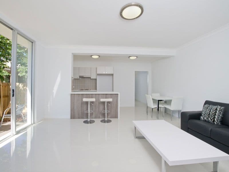 257 Hawken Drive, ST LUCIA QLD 4067, St Lucia - Thumbnail 2