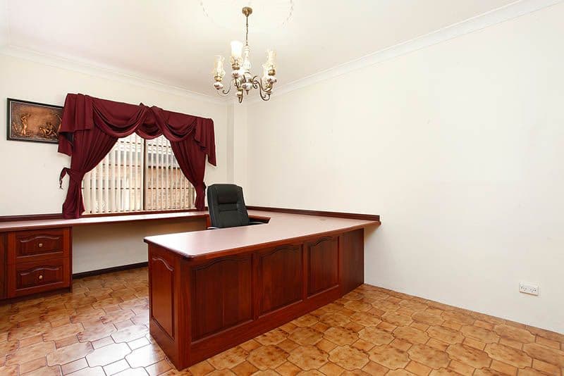 13 Mimosa Road, BOSSLEY PARK NSW 2176, Bossley Park - Thumbnail 6