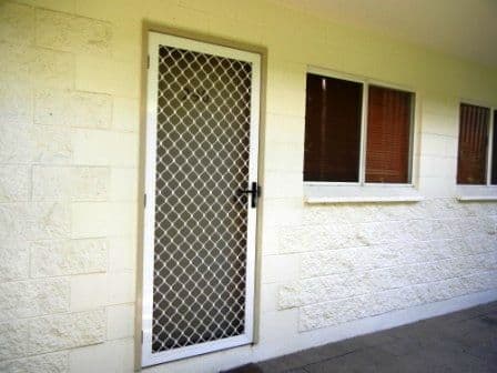 290 Anderson Road, WOREE QLD 4868, Woree - Thumbnail 4