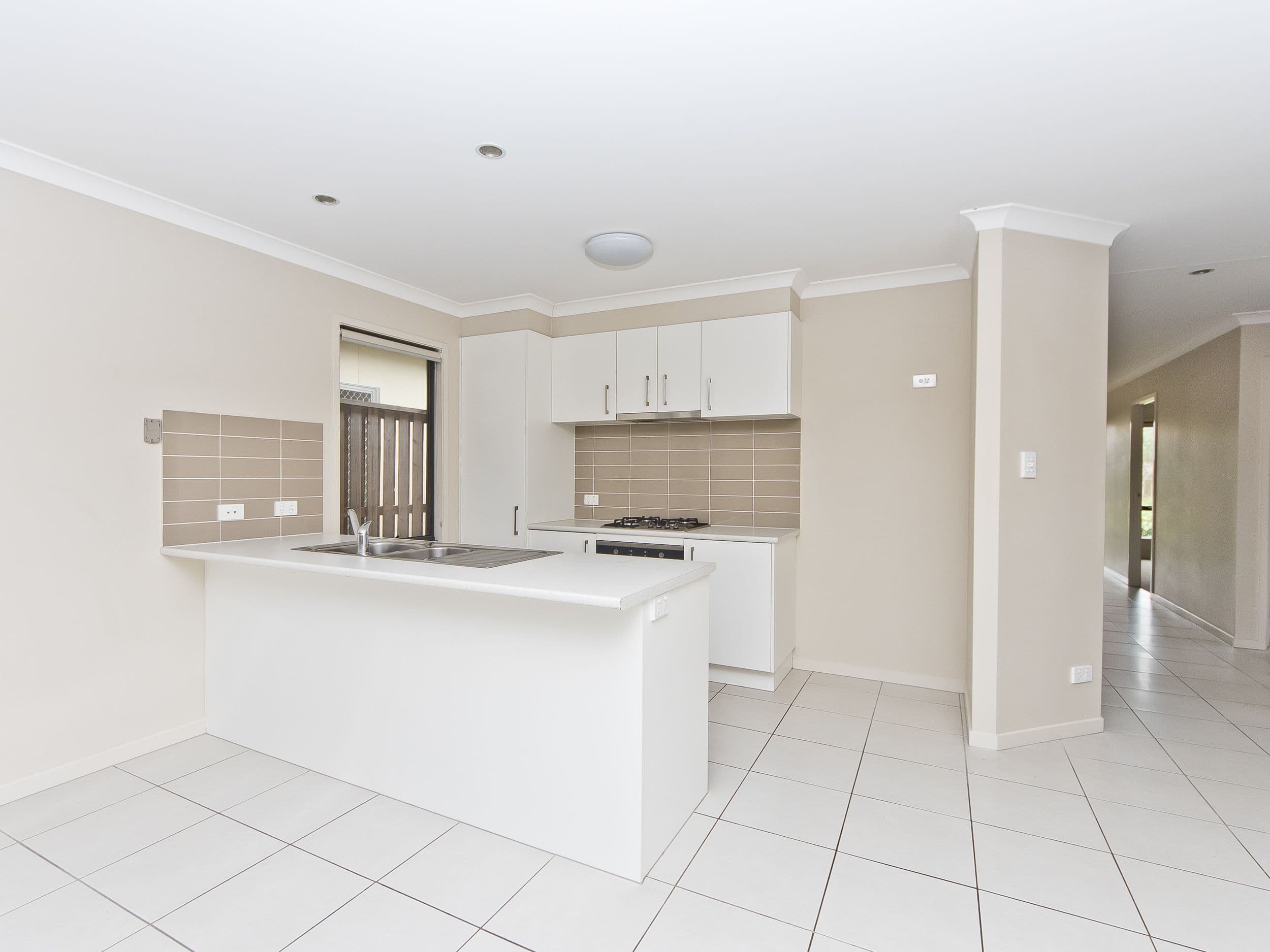 568 Roghan Road, Fitzgibbon QLD 4018, Fitzgibbon - Thumbnail 3