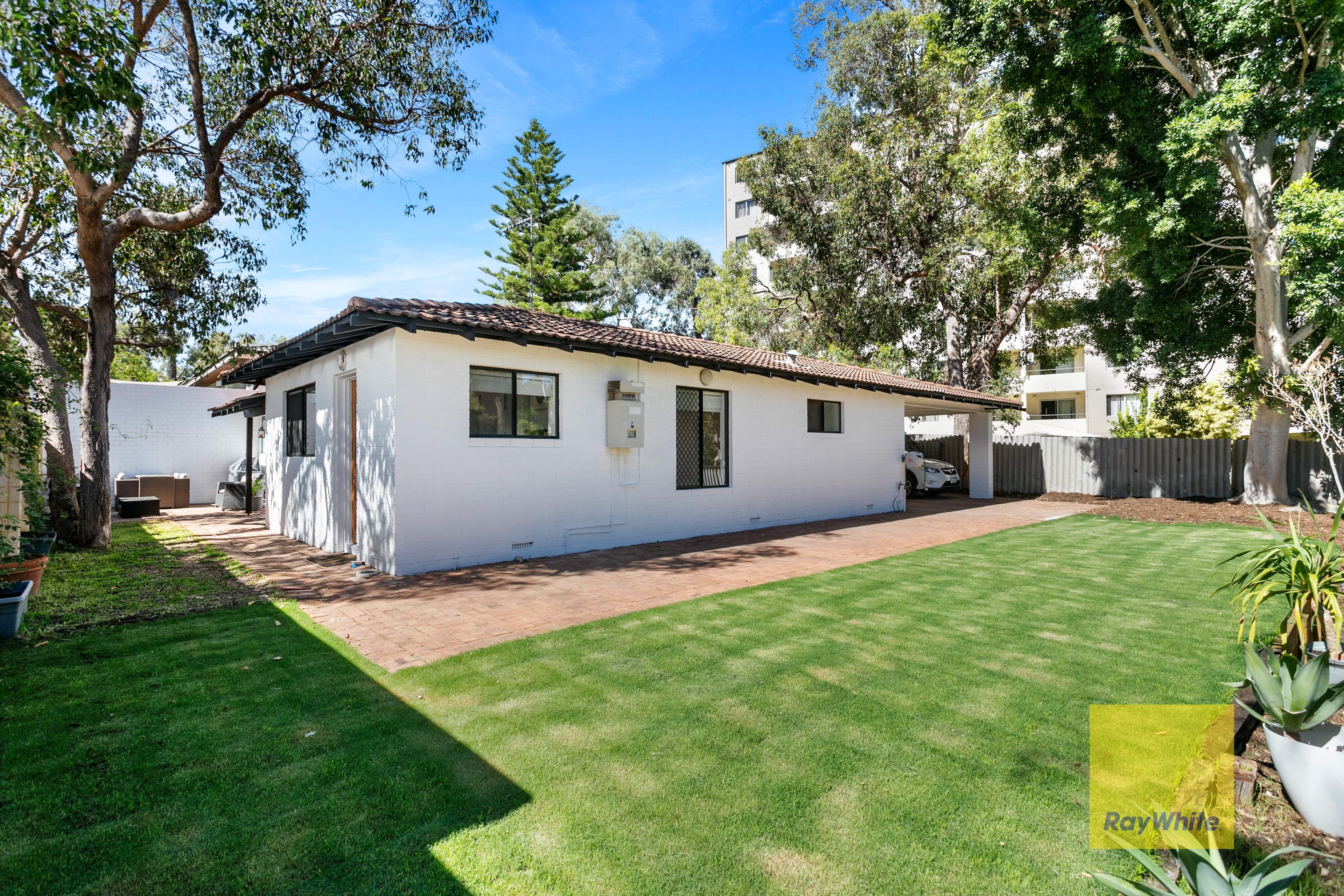 40B Davies Road, Claremont WA 6010, Claremont - Thumbnail 2