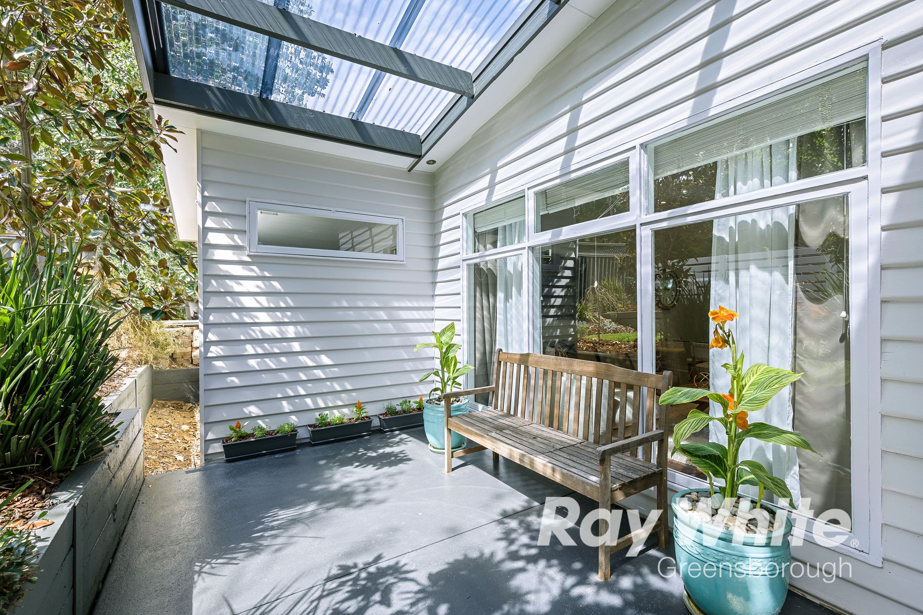21 De Blonay Crescent, Greensborough VIC 3088, Greensborough - Thumbnail 3