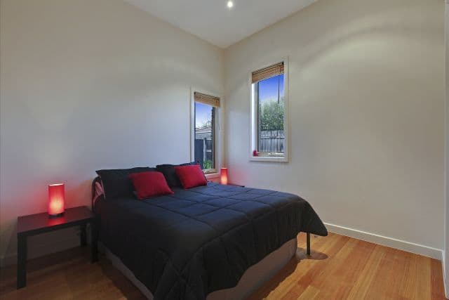 30 Thackeray Road, RESERVOIR VIC 3073, Reservoir - Thumbnail 4