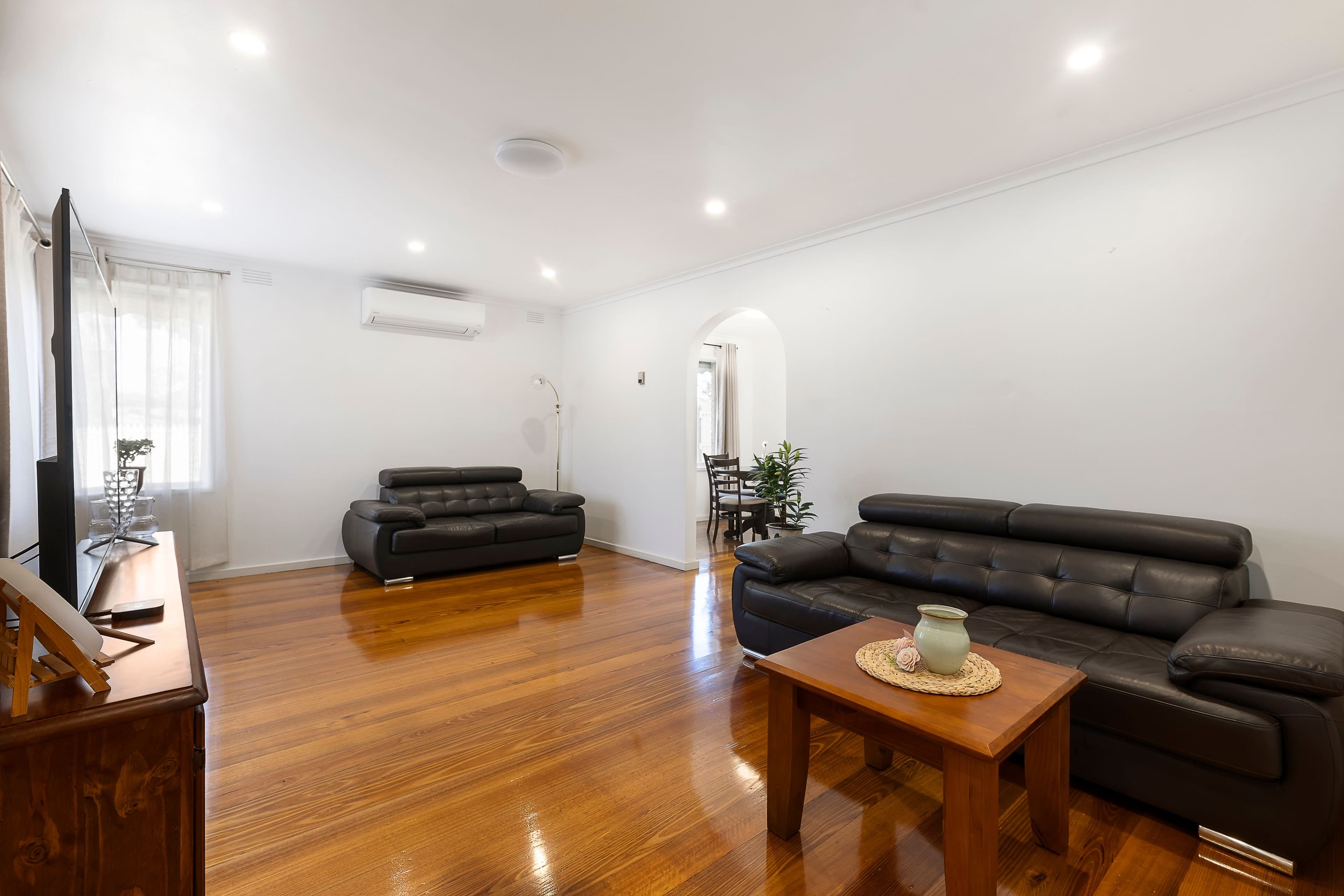 108 Anne Road, Knoxfield VIC 3180, Knoxfield - Thumbnail 3