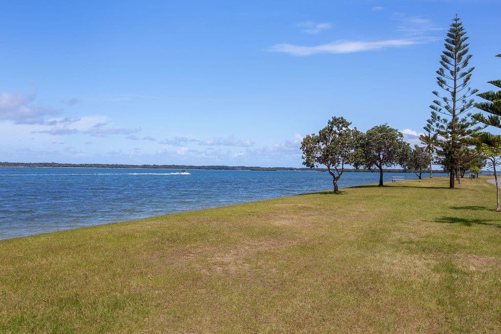 10 Van Diemen Place, Hollywell QLD 4216, Hollywell - Thumbnail 2