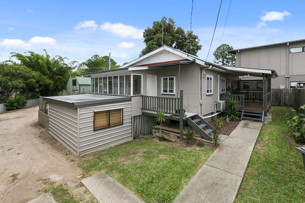 12 Jersey Street, Morningside QLD 4170, Morningside - Thumbnail 2