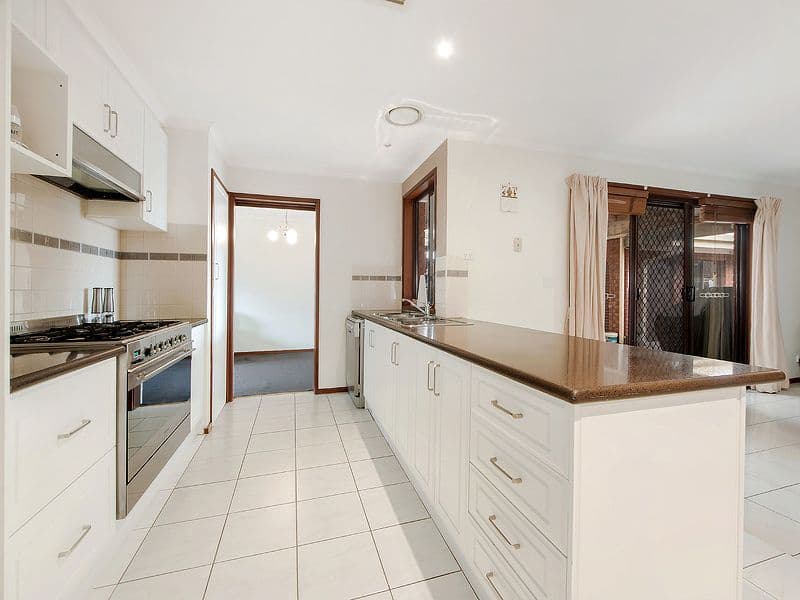 8 Jester Court, Kings Park VIC 3021, Kings Park - Thumbnail 6