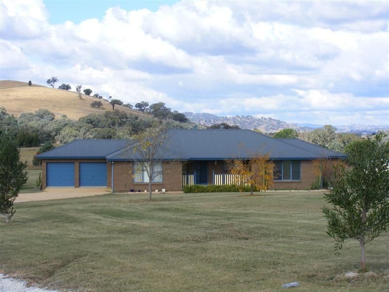 35 Vernon Drive, COWRA NSW 2794, Cowra - Image 1