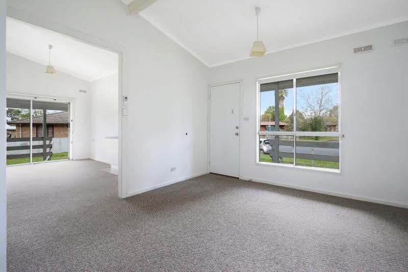 36 Jacaranda Street, West Albury NSW 2640, West Albury - Thumbnail 3