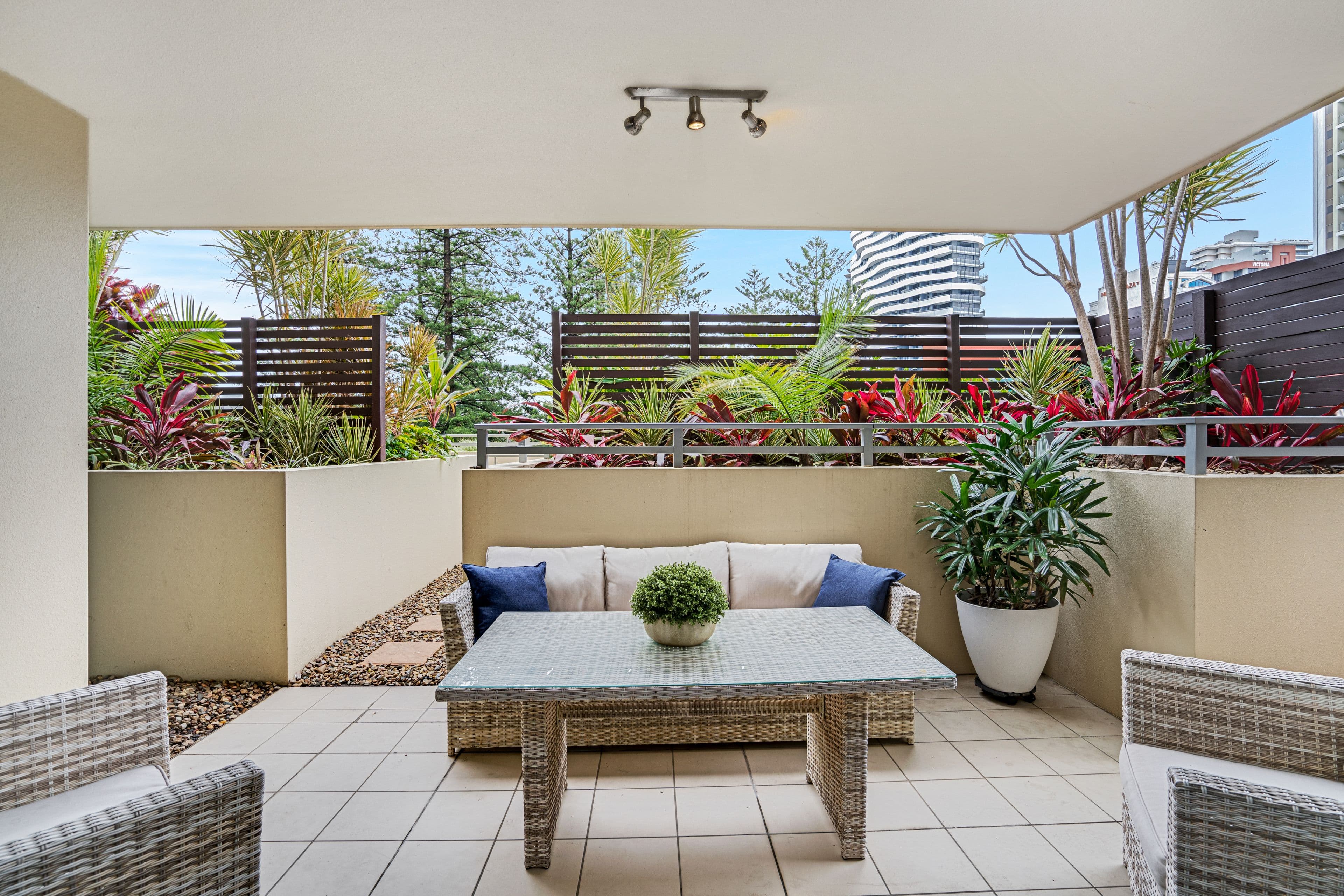 2685 'Broadbeach on the Park' Gold Coast Highway, Broadbeach QLD 4218, Broadbeach - Thumbnail 2