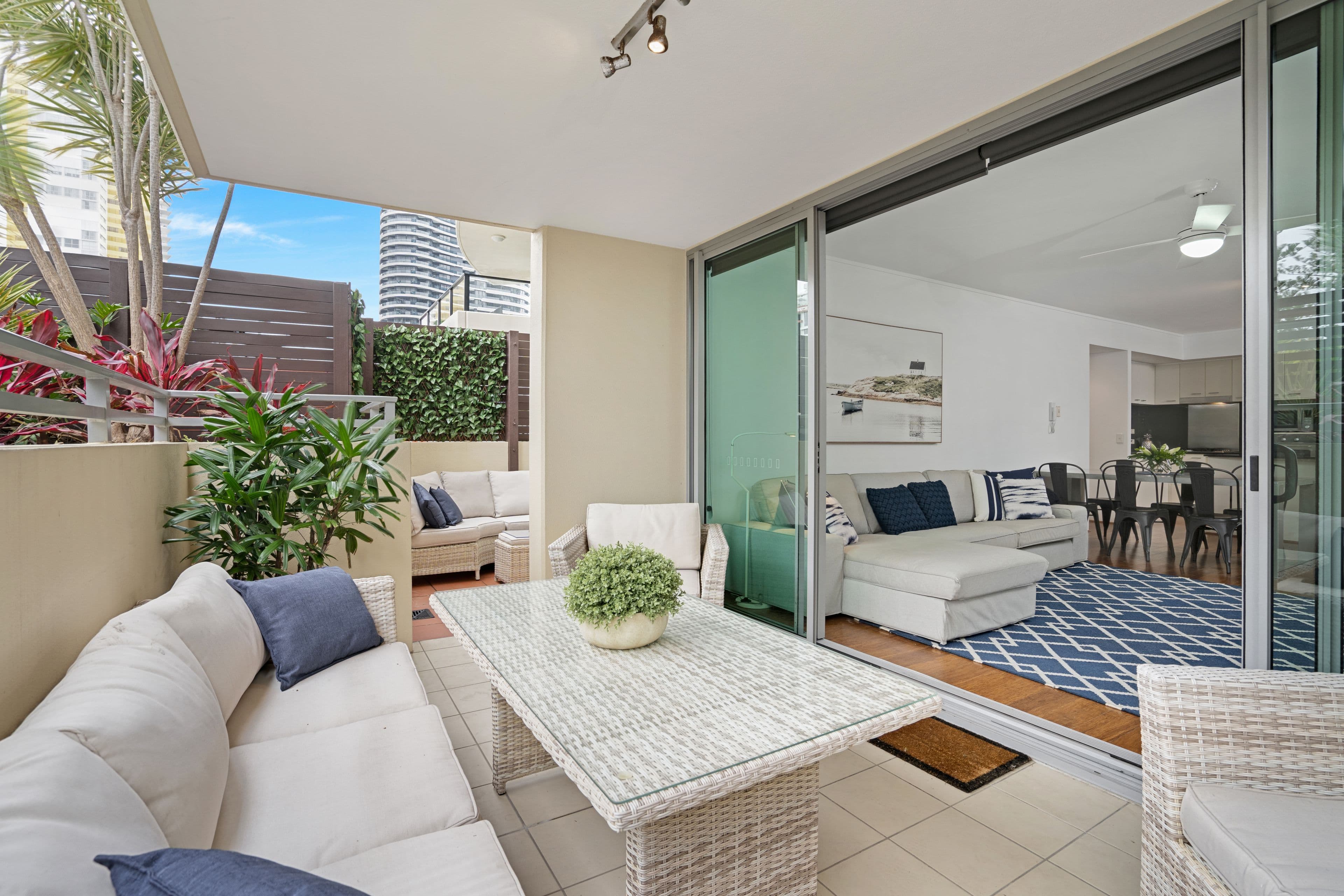 2685 'Broadbeach on the Park' Gold Coast Highway, Broadbeach QLD 4218, Broadbeach - Thumbnail 3