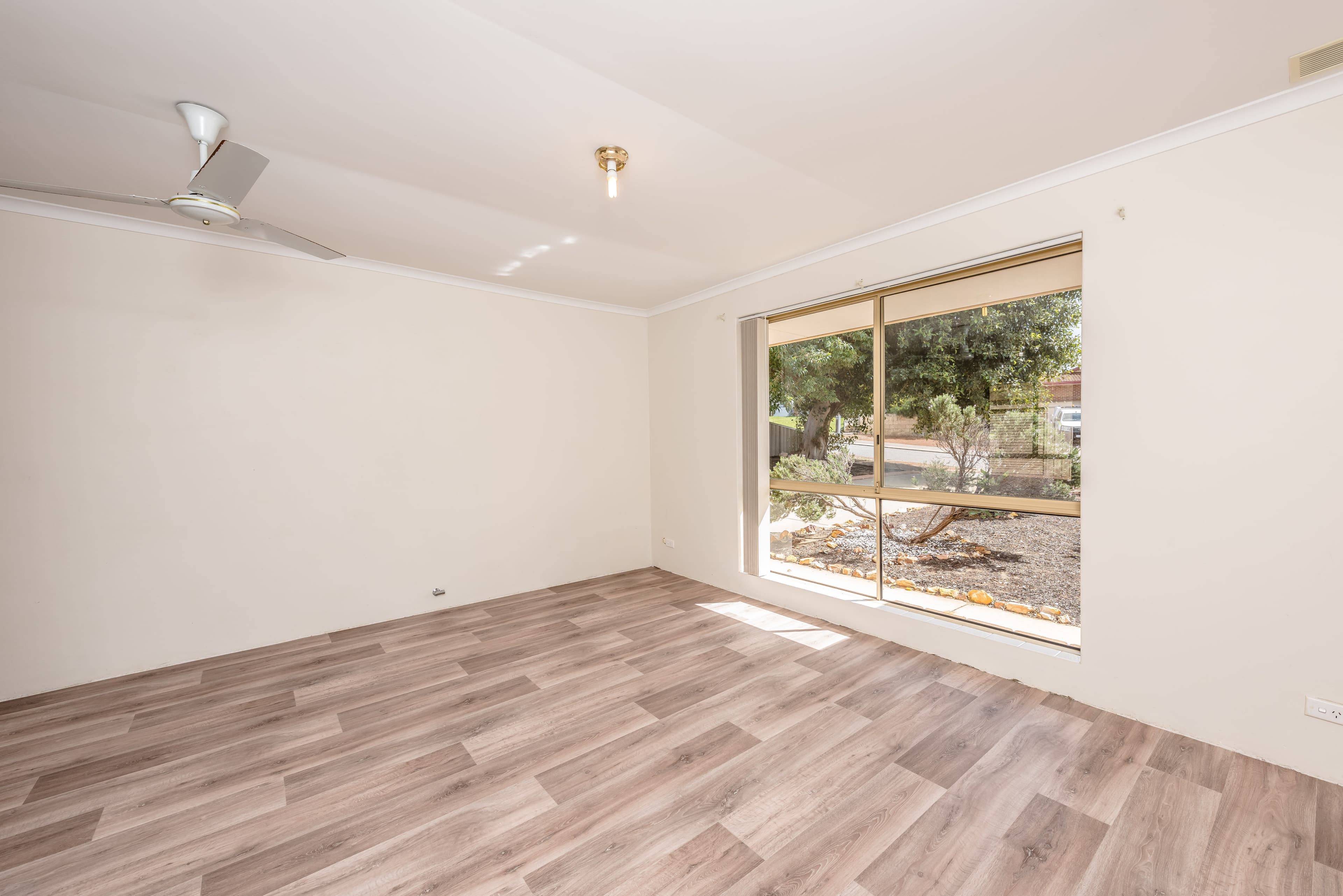 33 Pearson Street, Mount Tarcoola WA 6530, Mount Tarcoola - Thumbnail 2