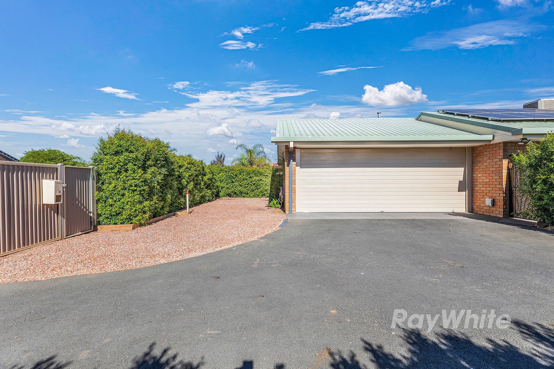 24 Murrumbidgee Drive, Echuca VIC 3564, Echuca - Thumbnail 2