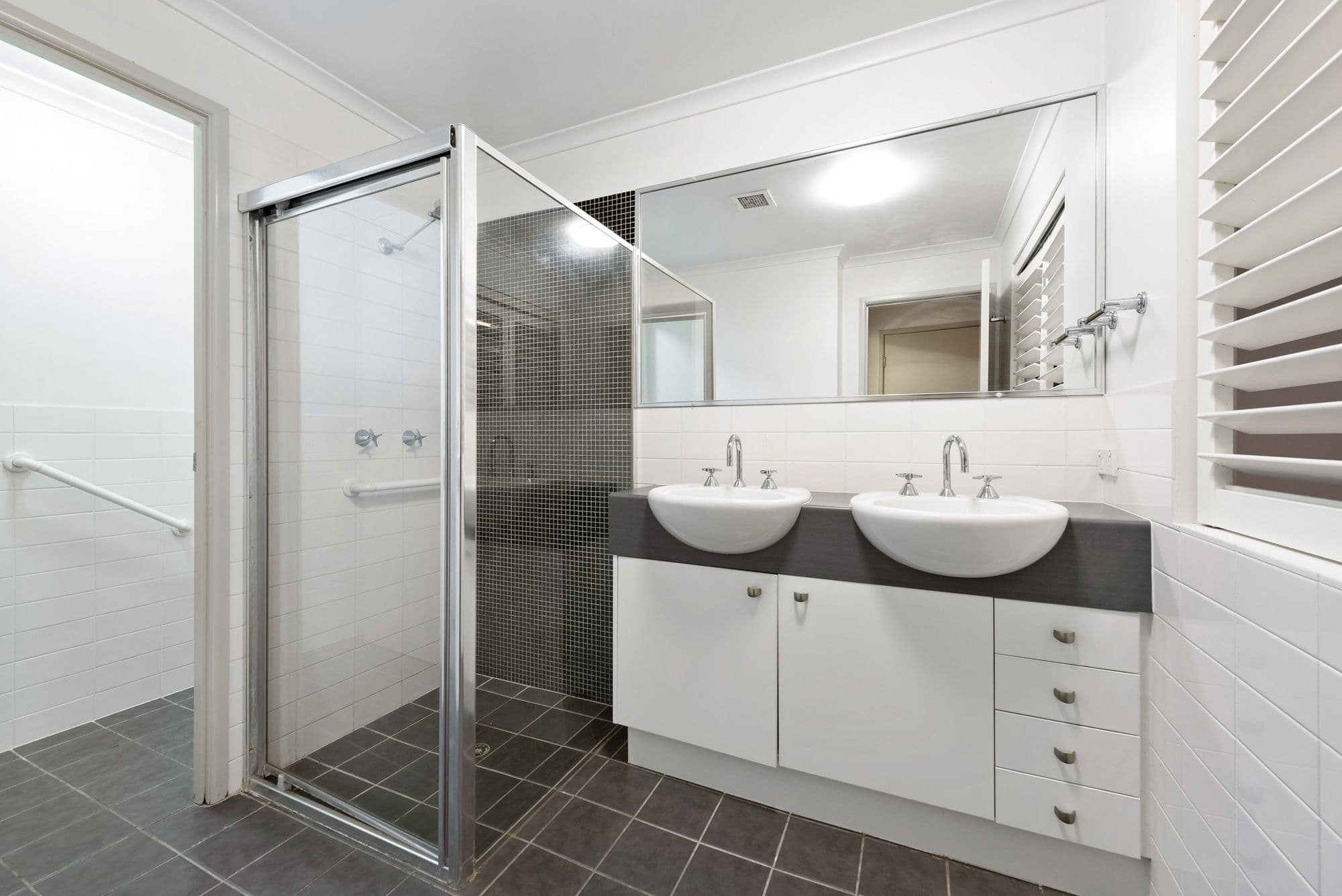 11-15 Kitchener Street, Coorparoo QLD 4151, Coorparoo - Thumbnail 8