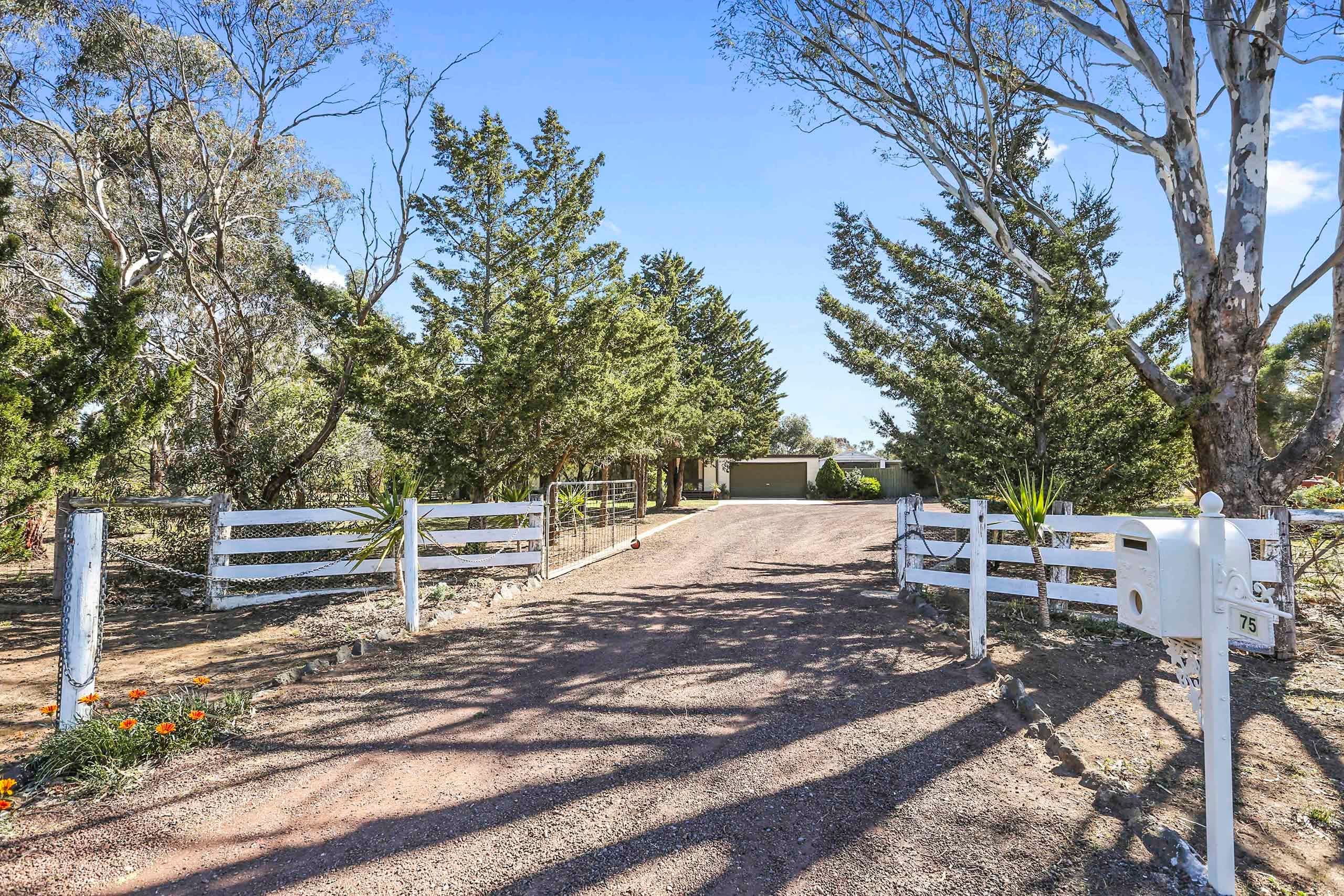 75 Shaws Road, Little River VIC 3211, Little River - Thumbnail 2