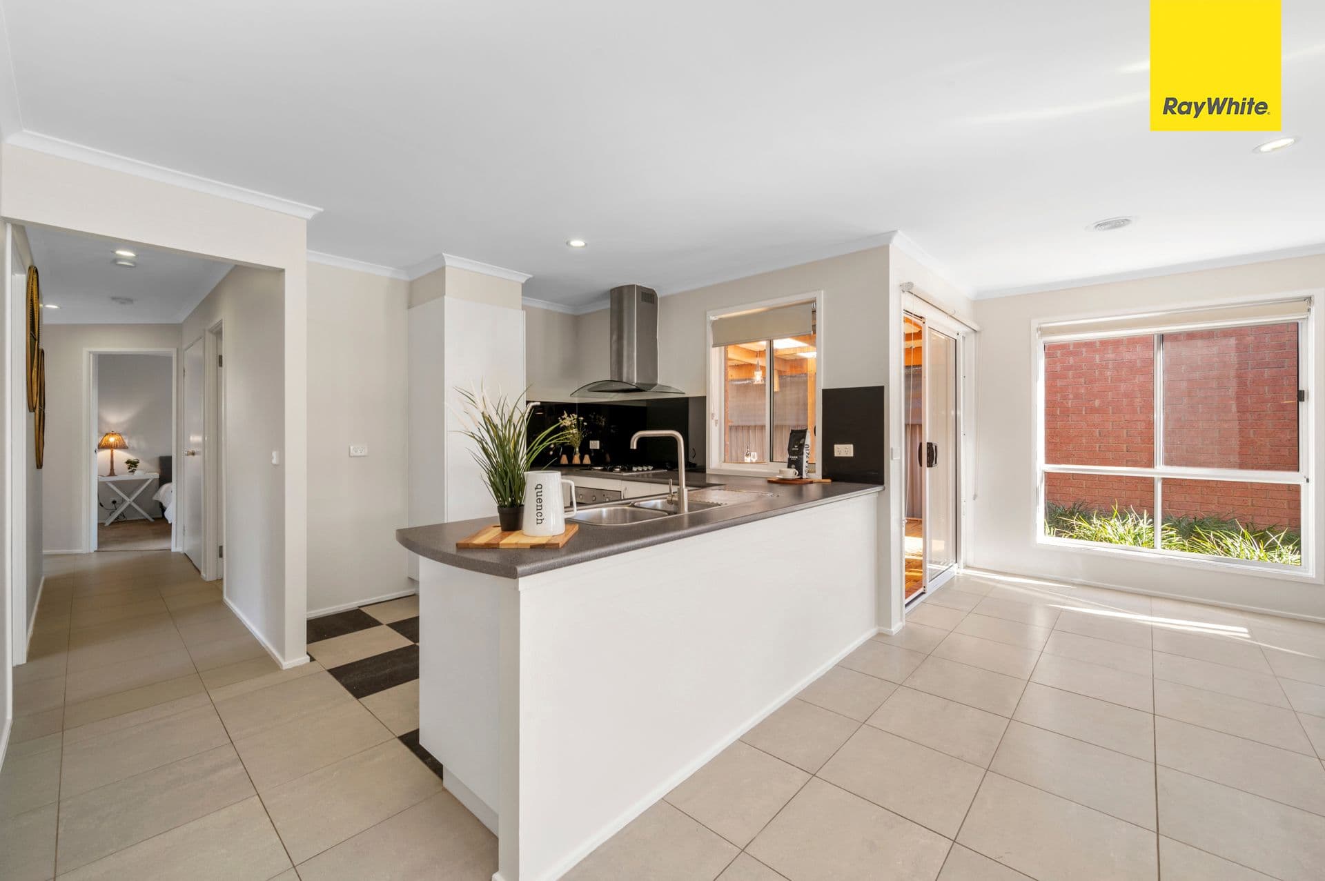 19 Dickerson Way, Caroline Springs VIC 3023, Caroline Springs - Thumbnail 7