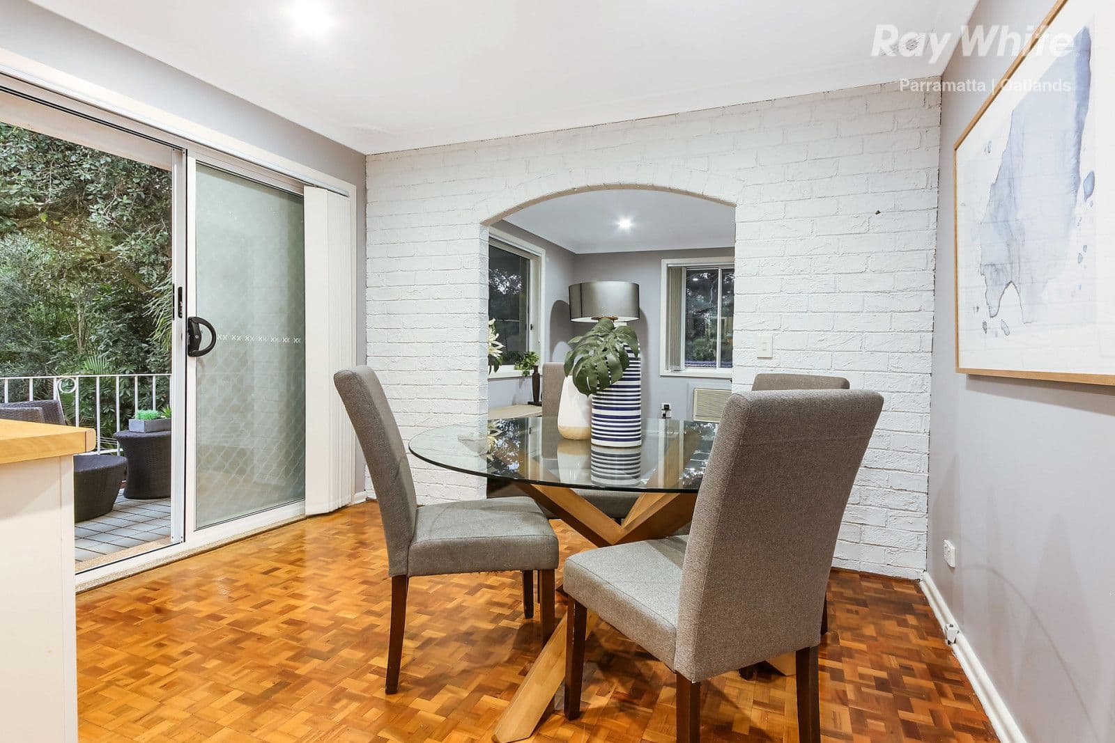 6 Charles Court, North Rocks - Thumbnail 4