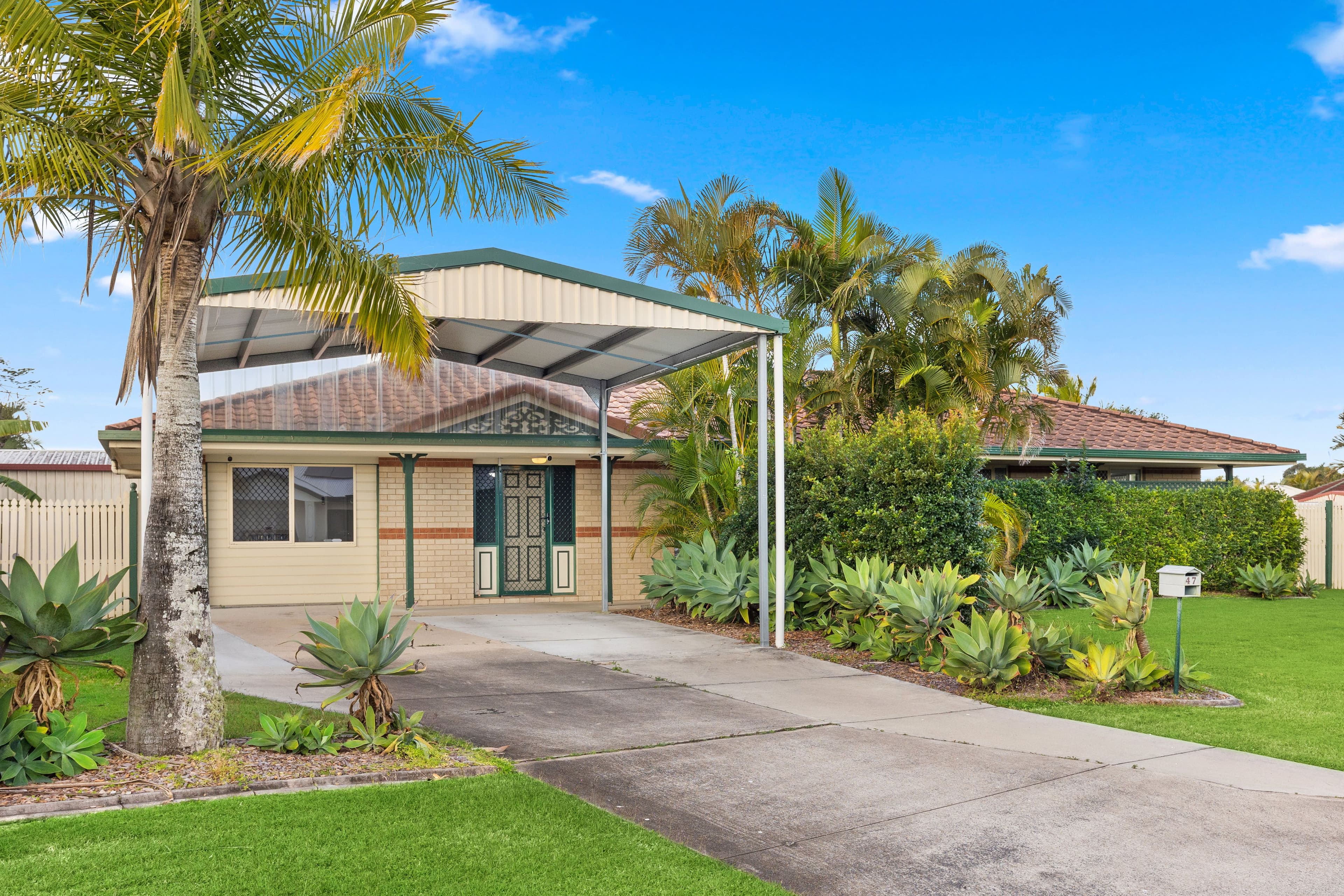 47 Anchorage Circuit, Point Vernon QLD 4655, Point Vernon - Thumbnail 2