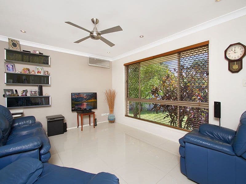 7 Jambi Court, Tanah Merah QLD 4128, Tanah Merah - Thumbnail 3
