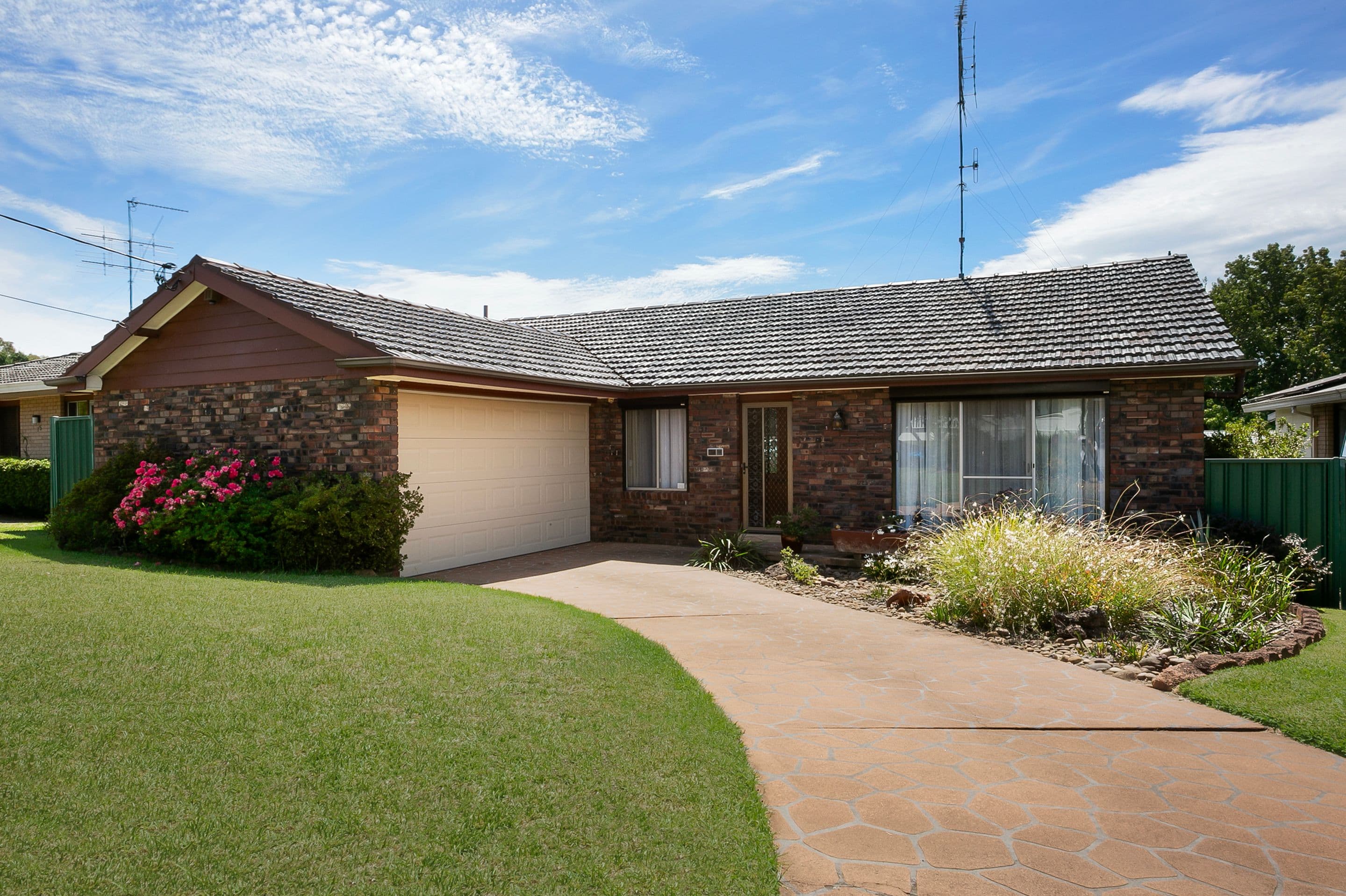13 Kilkenny Road, South Penrith NSW 2750, South Penrith - Thumbnail 2