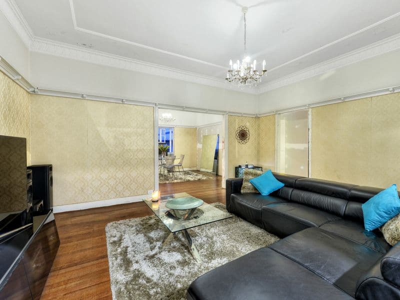 30 Chatsworth Road, Greenslopes QLD 4120, Greenslopes - Thumbnail 3