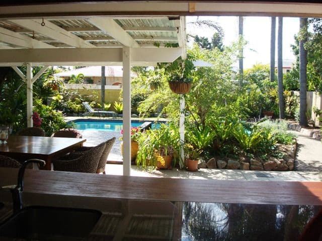 9 Constance Avenue, MERMAID WATERS QLD 4218, Mermaid Waters - Image 1