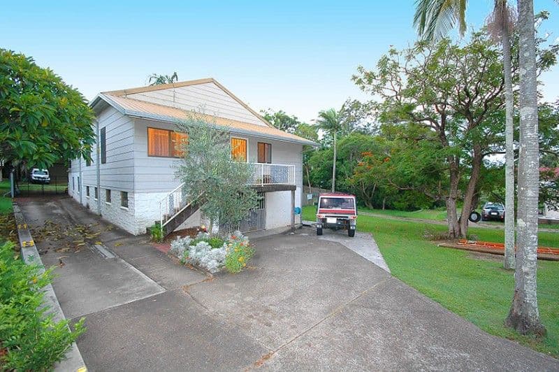 HOLLAND PARK WEST QLD 4121, Holland Park West - Thumbnail 3