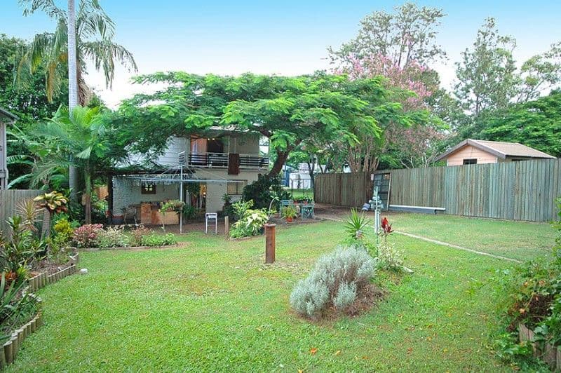 HOLLAND PARK WEST QLD 4121, Holland Park West - Thumbnail 4