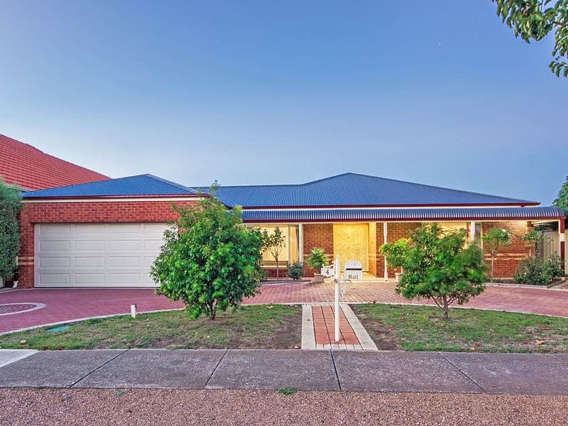 4 David John Drive, Tarneit VIC 3029, Tarneit - Thumbnail 2