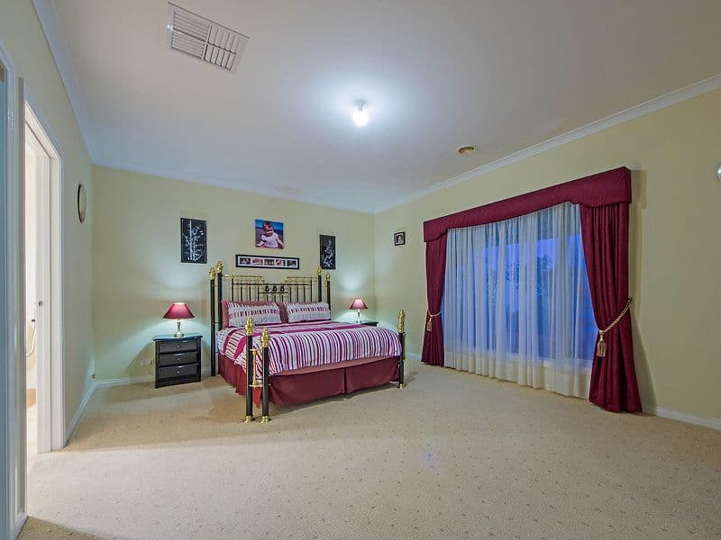 4 David John Drive, Tarneit VIC 3029, Tarneit - Thumbnail 4