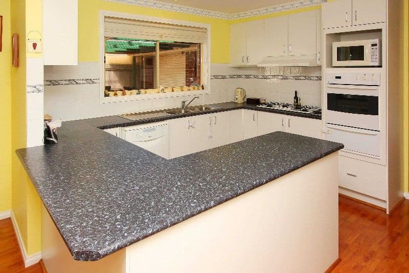 4 Manna Court, DELAHEY VIC 3037, Delahey - Thumbnail 4