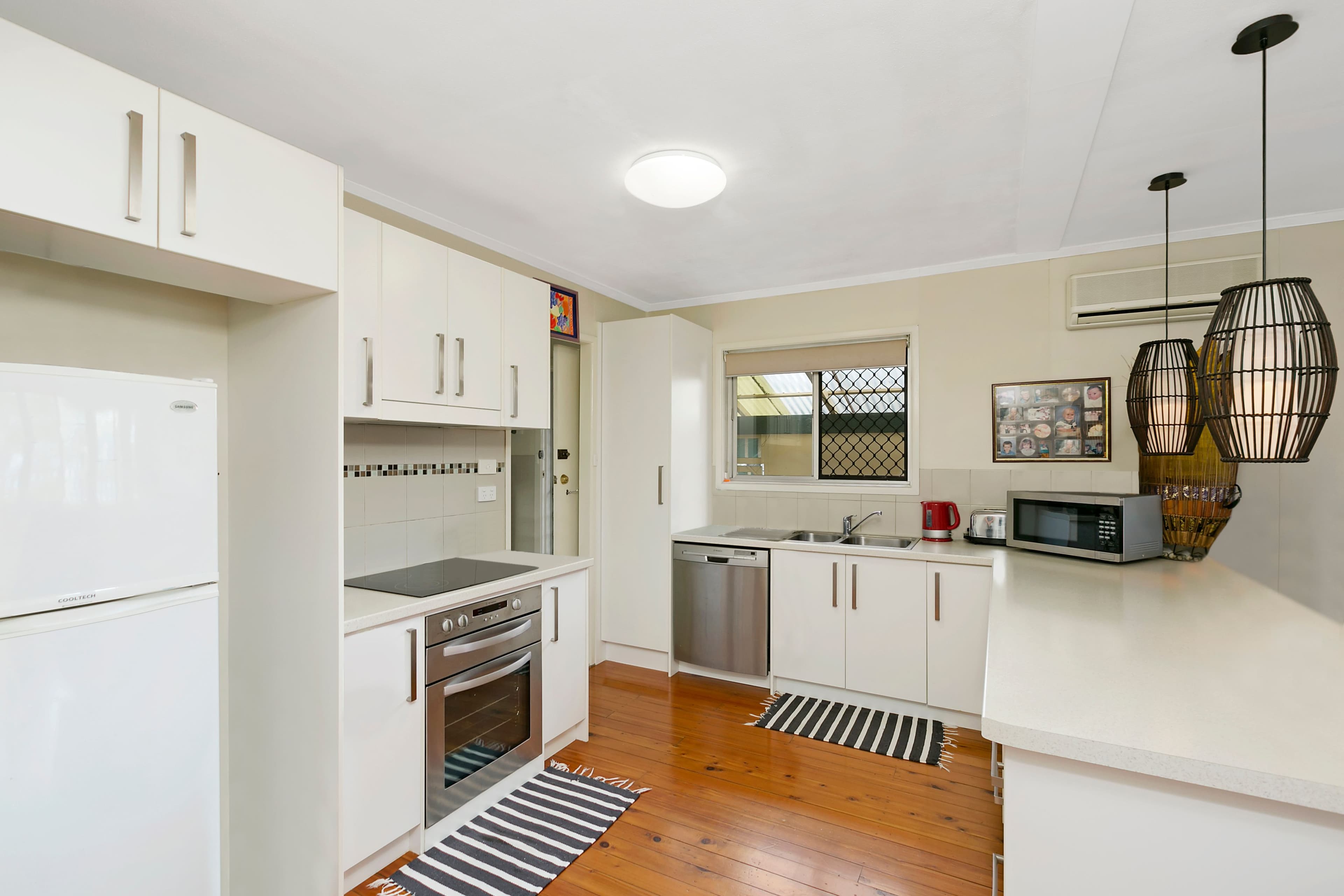 72 Stevens Street, Southport QLD 4215, Southport - Thumbnail 5