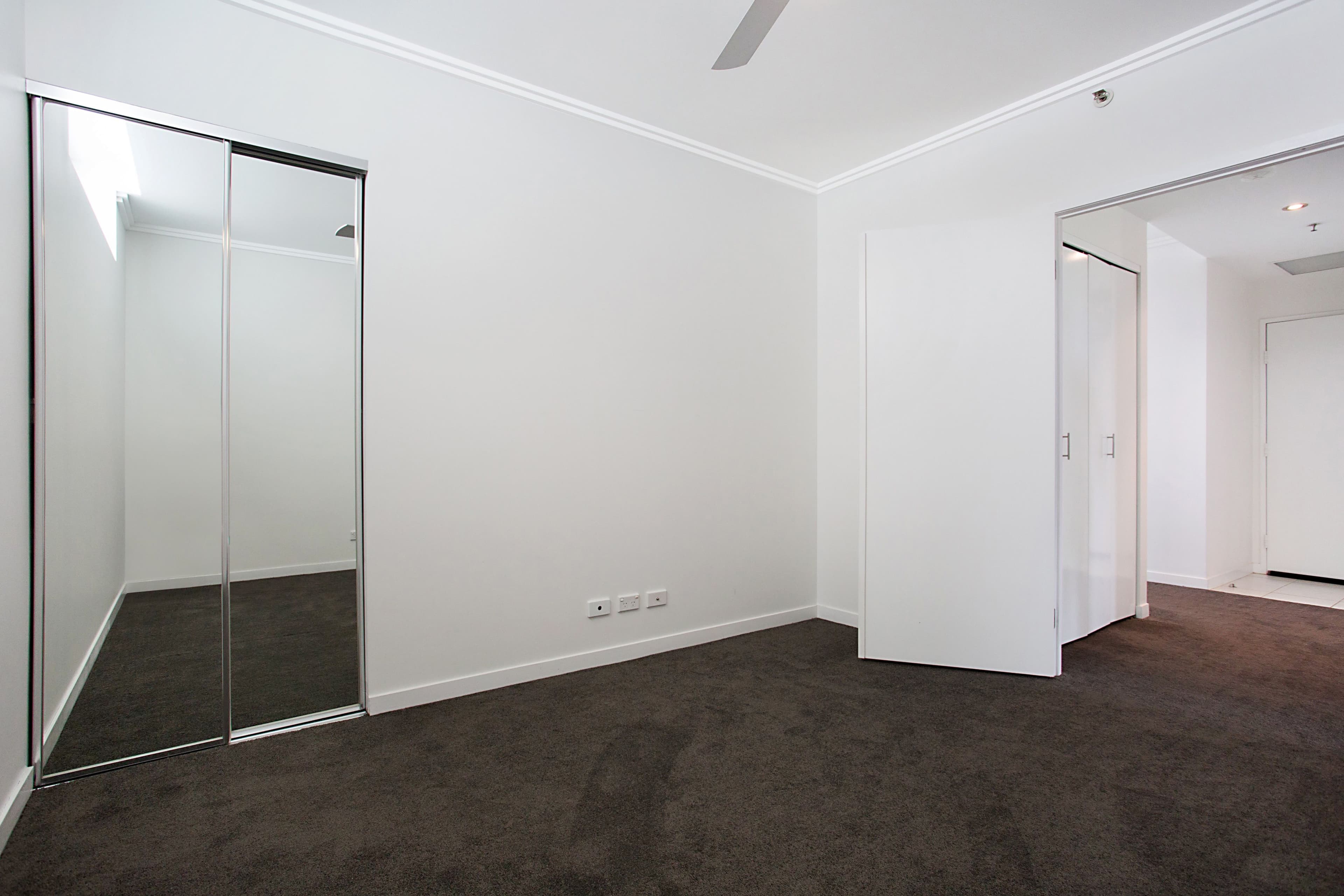 2901 'Freshwater Point' 33 T E Peters Drive, Broadbeach Waters QLD 4218, Broadbeach Waters - Thumbnail 8