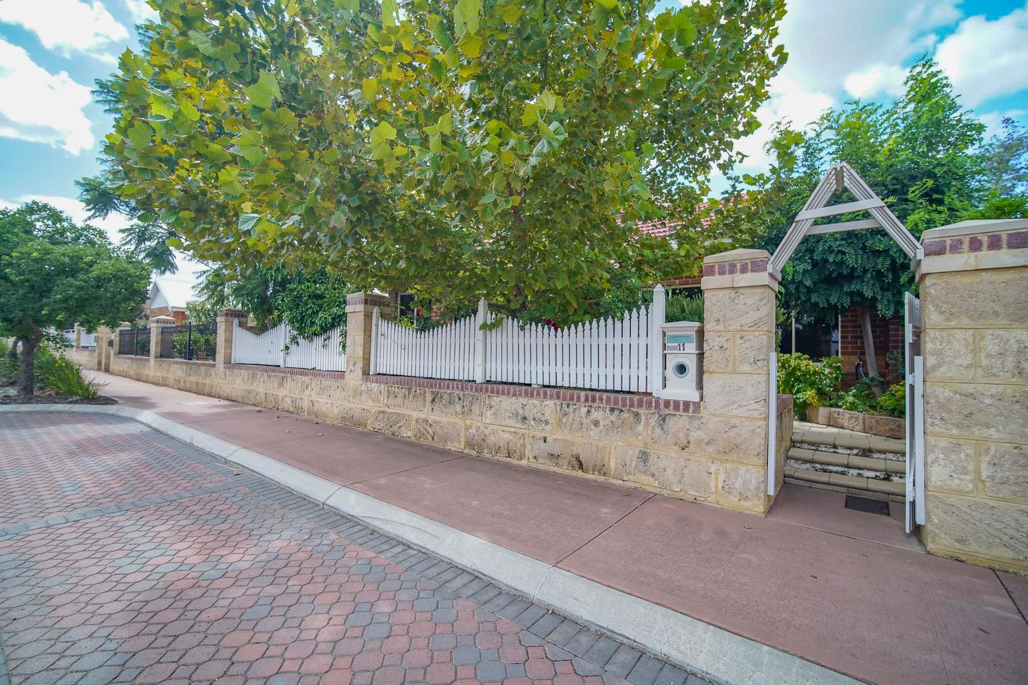 11 Brooking Street, South Guildford WA 6055, South Guildford - Image 1