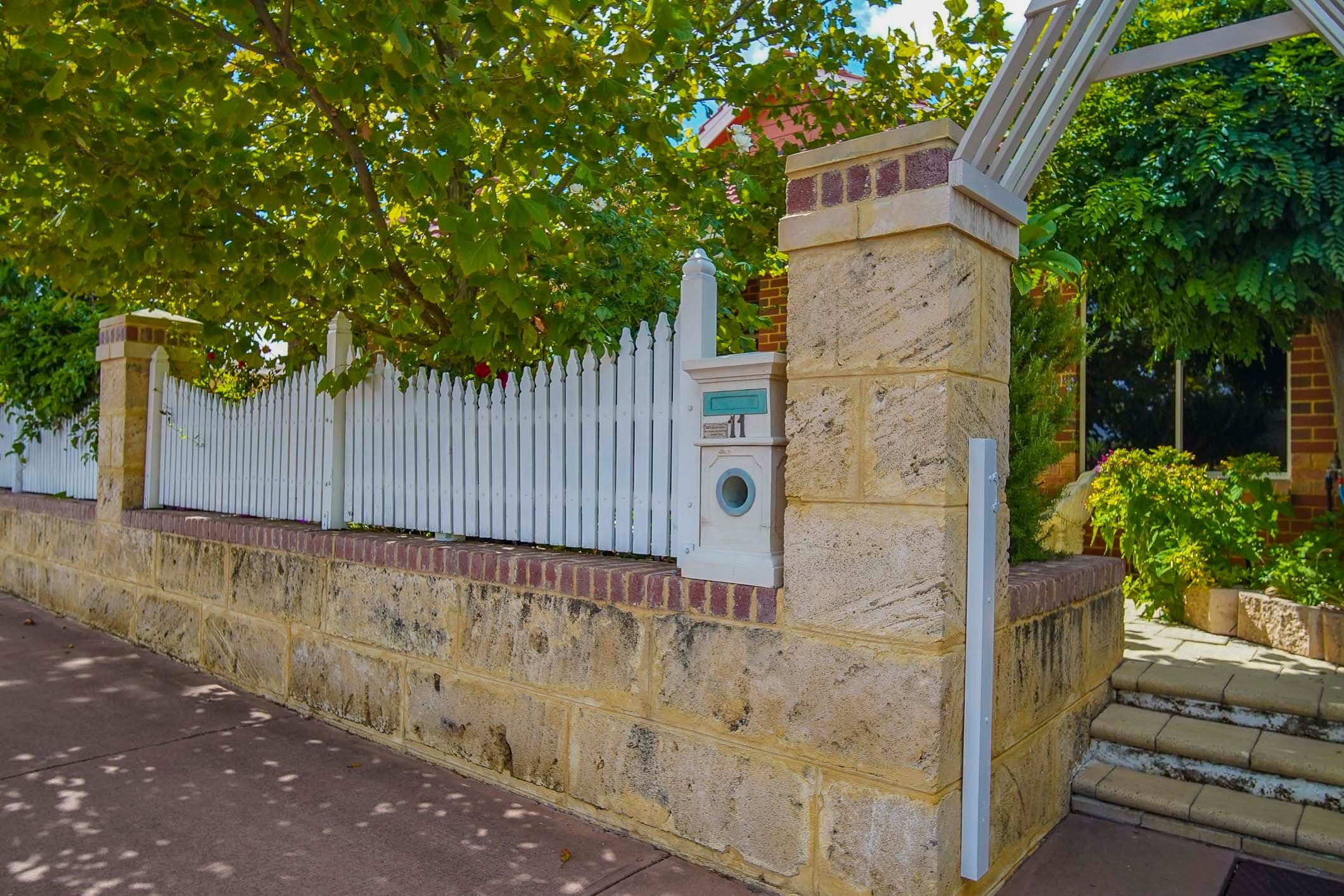 11 Brooking Street, South Guildford WA 6055, South Guildford - Thumbnail 2