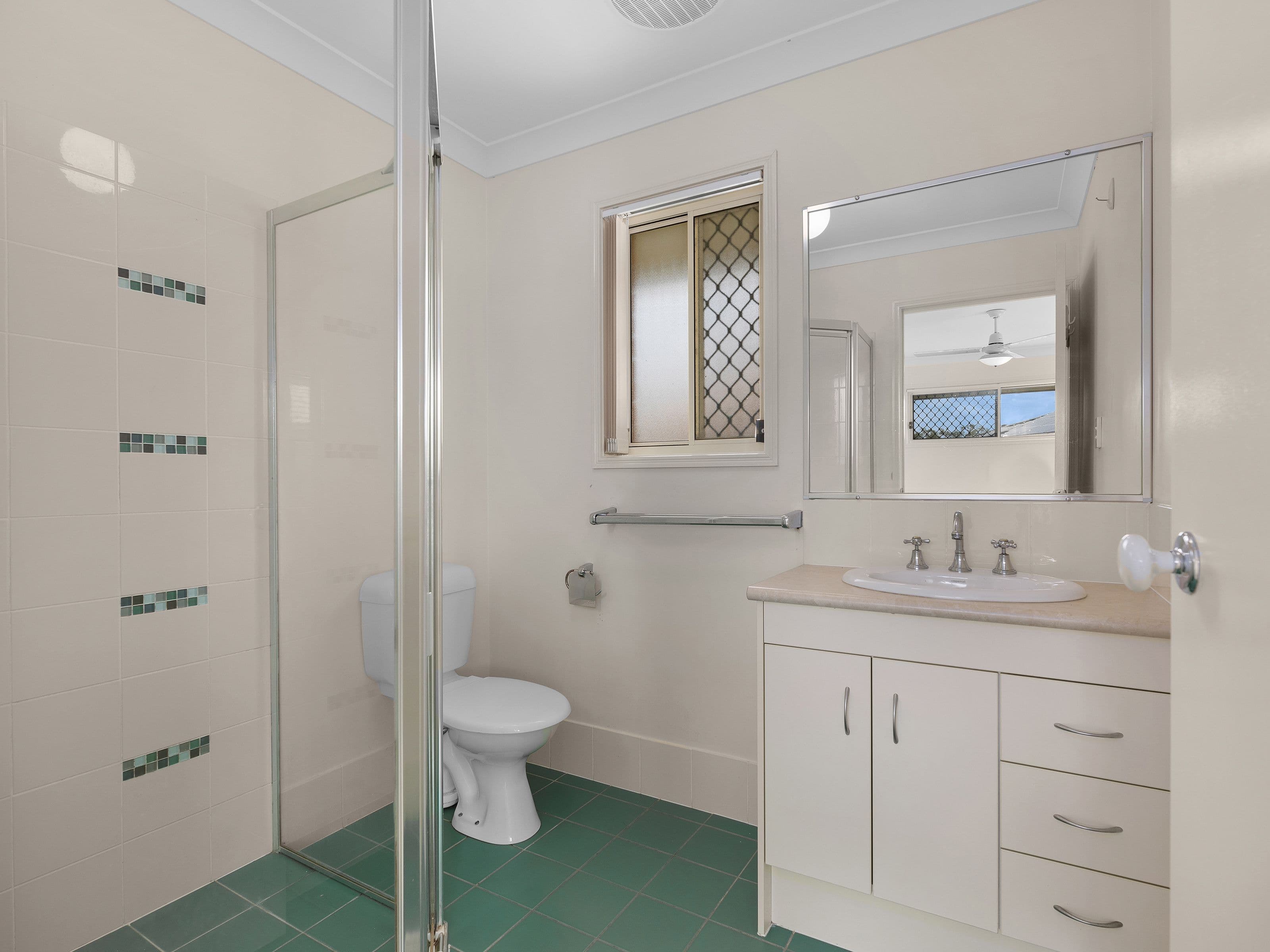 33 Baden Jones Way, North Booval QLD 4304, North Booval - Thumbnail 7