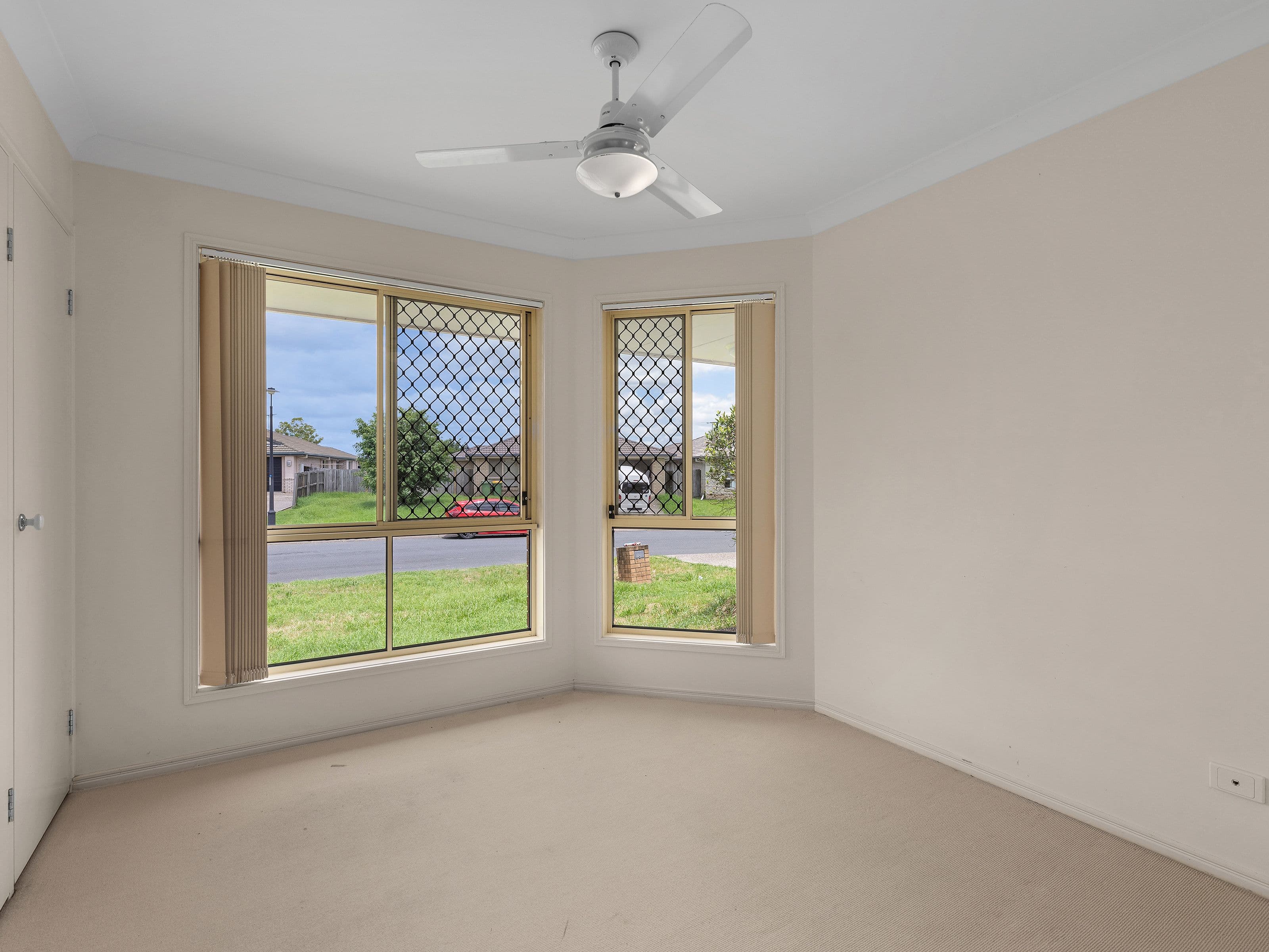 33 Baden Jones Way, North Booval QLD 4304, North Booval - Thumbnail 8