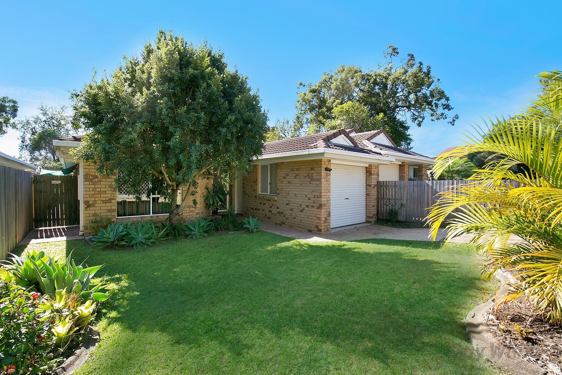 18 Neath Street, Sunnybank Hills QLD 4109, Sunnybank Hills - Image 1