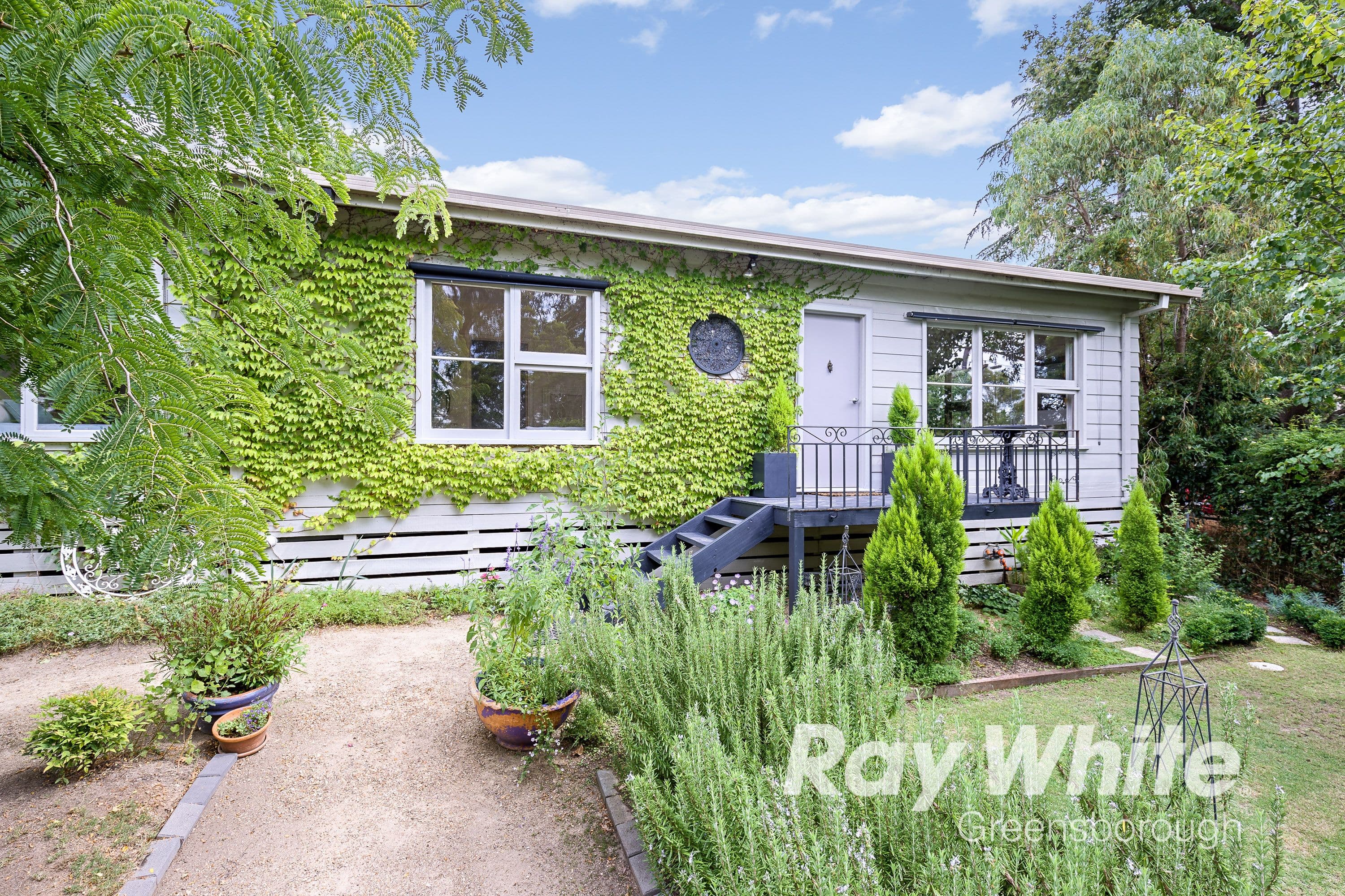 19 Paterson Crescent, Greensborough VIC 3088, Greensborough - Thumbnail 2