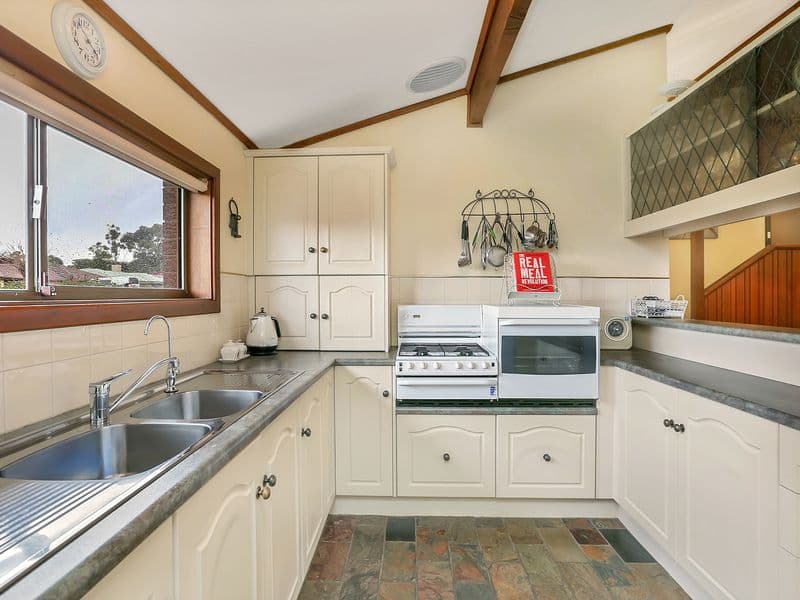 1 Swallow Avenue, Modbury Heights SA 5092, Modbury Heights - Thumbnail 7
